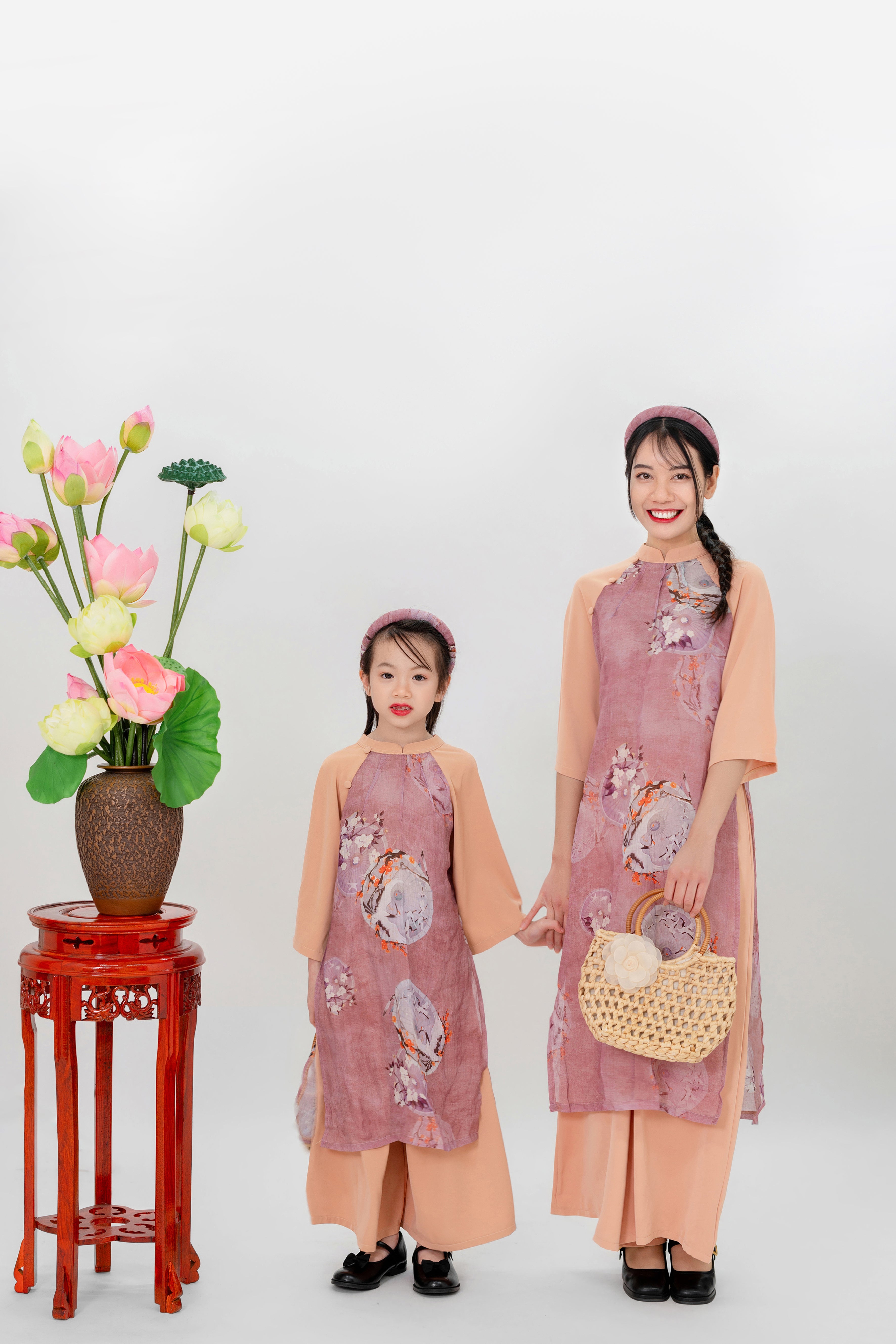 SET AD MỘC HỒNG CỦA MẸ  アオザイ　民族衣装　ベトナムドレス (大人/セット）